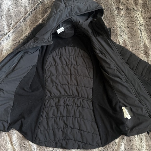 Lululemon Another Mile Black Jacket Women's 10 Running Athletic Removable Hood - Picture 5 of 8